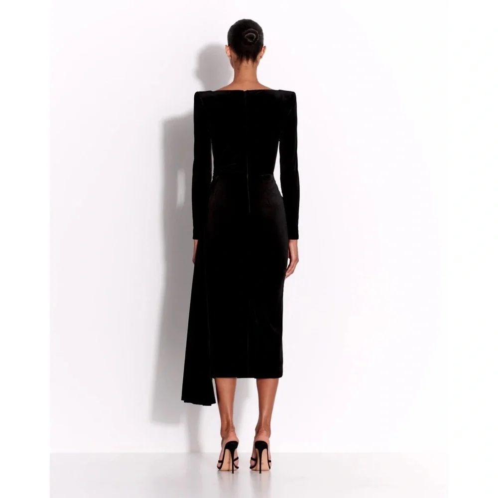 Alex Perry Velvet Long Sleeve Twist Midi Dress - Picture 3 of 3